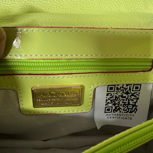 ARCADIA MADE IN ITALY PATENT LEATHER FLAP OVER CROSSBODY DAIQUIRI COLOR NWT - Picture 6 of 8